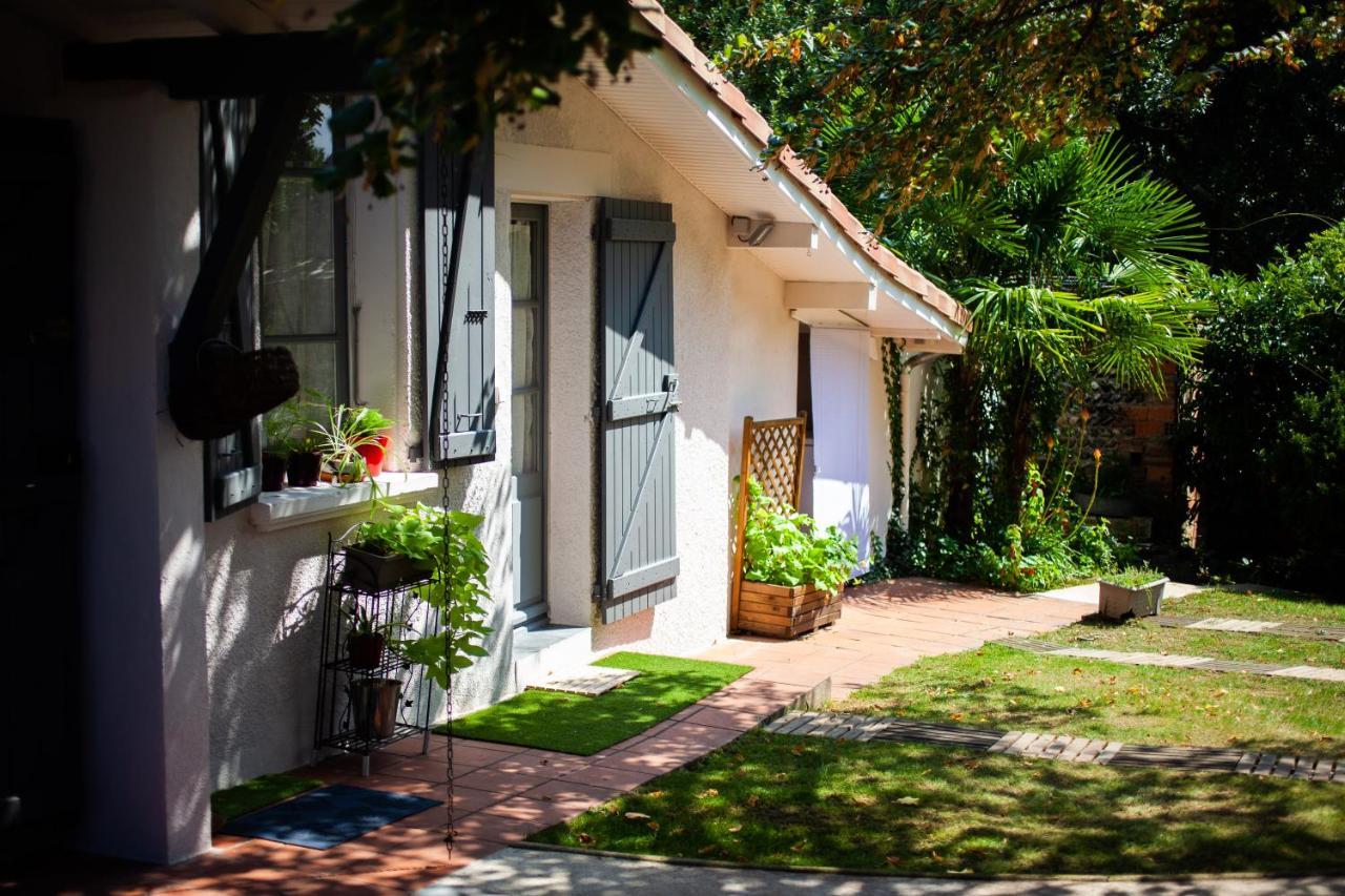 Apartmán Mirguet Au Jardin Saint-Elix-le-Chateau Exteriér fotografie